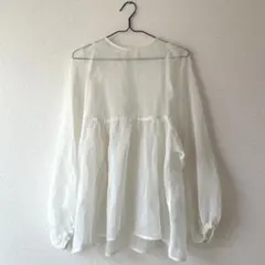 ホワイト シフォン 長袖シャツ バックリボン