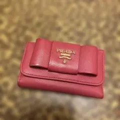プラダ　PRADA ピンク レザー キーケース