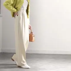 【完売品】クラシカルエルフ　ハイウエストダブルタックフレアセンタープレスパンツ