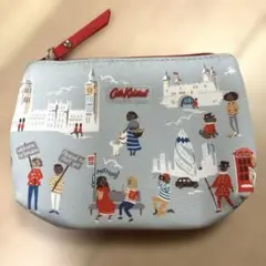 Cath Kidston ロンドン柄ポーチのサムネイル