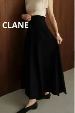 美品 CLANE W FACE FRONT ZIP FLARE SKIRTのサムネイル