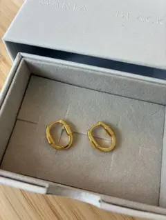 【お値下げ】MARIA BLACK Palad Farring ゴールドピアスのサムネイル