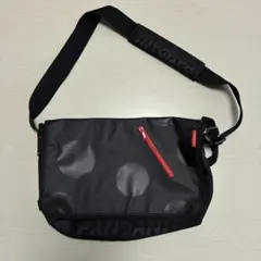 Pandani パンダーニ メッセンジャーバッグ 黒水玉 サコッシュ