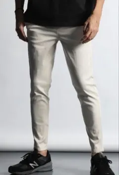 ストレッチ スキニーパンツ