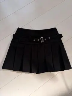 ブラック ベルト付き プリーツ ミニスカート
