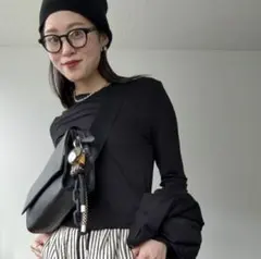 ear PAPILLONNER『ワイドテープショルダーバッグ』オールブラック