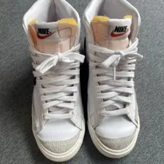 NIKE ハイカットスニーカー ホワイト/ブラック