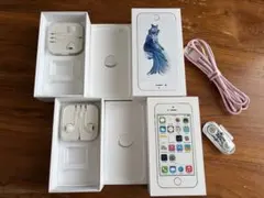 iPhone5S・6Sの箱とイヤホン、4Sのイヤホン、ライトニングケーブル