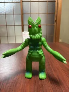 ⚠️当時物・昭和レトロ マルサン バンデル星人 ソフビ フィギュア