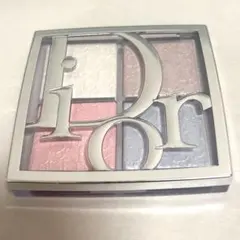 Dior バックステージ フェイスグロウパレット002