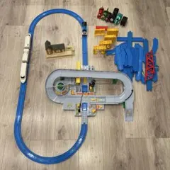 プラレール　夢の台駅　カンカン踏切セット