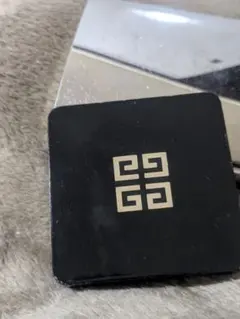 ジバンシー　新品未開封　ソワンノワール　UVコンパクト GIVENCHY（GIVENCHY） ソワン ノワール UV コンパクト 通販