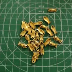 魚チャーム20個