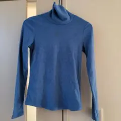 中古　フリース　UNIQLO　長袖　青色