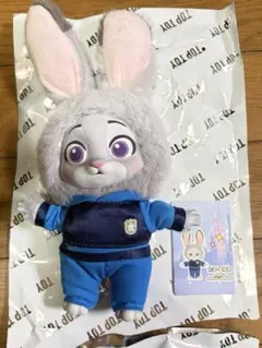 ズートピア　ジュディ　TOPTOY 警察官