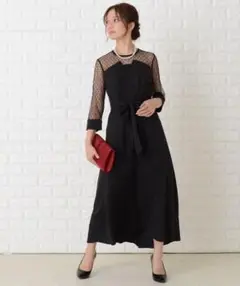 ブラック 透け感袖 Aラインドレス