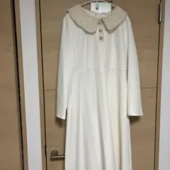 【最終値下げ‼️】ホワイトワンピース[ドレス] ツイード襟