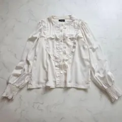 evelyn　ハートボタンBS　バンドカラー　ブラウス　ピンタック　フリル　Ｆのサムネイル