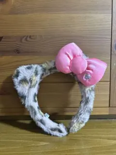 ハローキティーヒョウ柄ピンクリボンカチューシャ