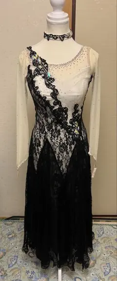 社交ダンスドレス 7号少し大きめ黒とベージュ レース長袖