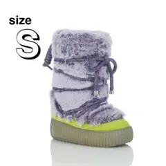 完売品 YELLO ムートン SHORT BOOTS 水色 - メルカリ