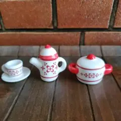 ミニチュア　食器