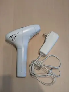 専用　リファ　脱毛器 ホワイト ACアダプター付き 専用 リファ 脱毛器 ホワイト ACアダプター付き - メルカリ