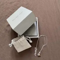 Michael Kors MKロゴネックレスのサムネイル
