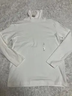新品未使用タグ付き　UNIQLO ソフトタッチタートルネックT XL ホワイト