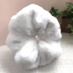 シュシュ【フェイクファーのビッグサイズ】