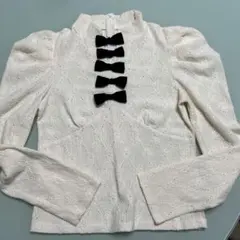 【お値下価格】トップス長袖 フリル袖 ブラックリボン　M