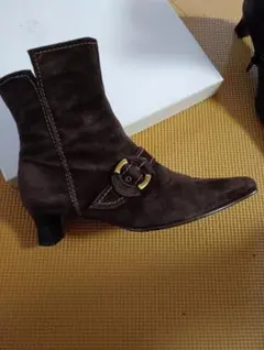 ブラウン スエード ポインテッドトゥ ブーツ Gaber 23.5cm