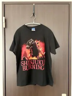 COSPA ゴジラ SHINJUKU BURNING Tシャツ S