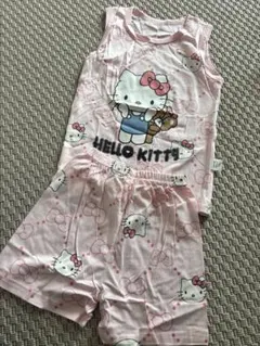 サンリオデザイン　ハローキティ柄　タンクトップ と5分丈パンツセット　120cm