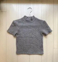グレー ハイネック 半袖ニット