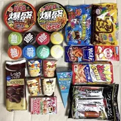 L*i様 【匿名発送】①アミューズメントお菓子と食品詰め合わせ