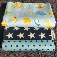 生地3枚セット　星柄（綿麻）＆ドット＆アニマル柄　まとめ売り　ハンドメイド