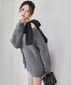 NICE CLAUP ナイスクラップ カールニットチュニック オフショルダー