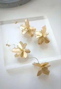 【再販】マットゴールド フラワー ブライダル ピアス ハンドメイド
