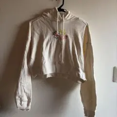 adidas 花柄刺繍 クロップドパーカー