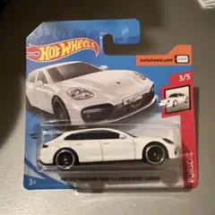 ホットウィール　ポルシェパナメーラ スポーツツーリスモ