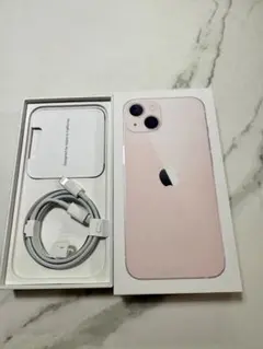 Apple iPhone 13ピンクモデルの付属