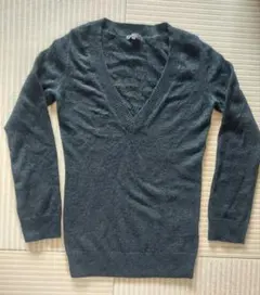 K.T ブラック Vネック セーター