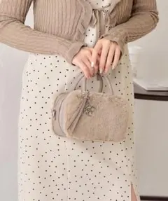 chico チャーム付ラウンドミニバッグ ファー 2way ショルダー