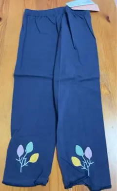 140cm 紺色葉っぱ7分丈レギンス