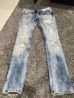 Diesel ダメージ加工 ライトブルーデニム