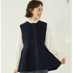 【美品】ユナイテッドアローズ　フェイクパールペプラムジレ　ベスト　ネイビー