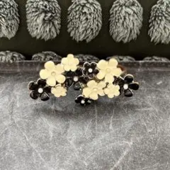 Item thumbnail for item 05a2e1a0-394a-42f2-9bf7-99bfafbcfc34