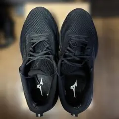 Mizuno ランニングシューズ ブラック ウェーブリボルト3 4E 26センチ