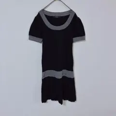 シェロー　美品　膝丈ワンピース　レディースS相当　黒色　グレー色系　ラメ素材のサムネイル